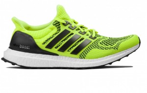Adidas Ultra Boost - Verde - Lateral