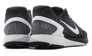 Nike LunarGlide 7 - Traseira