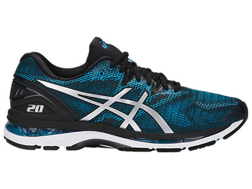 tenis asics um pe de cada cor