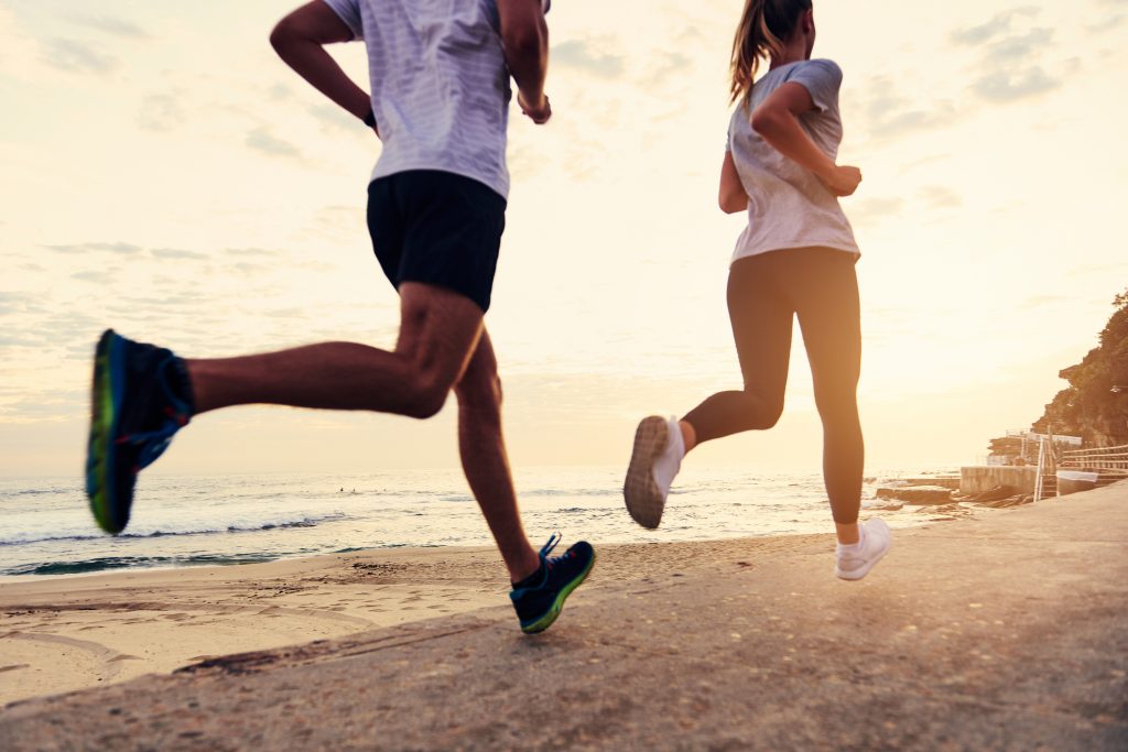 tenis para corrida longa masculino